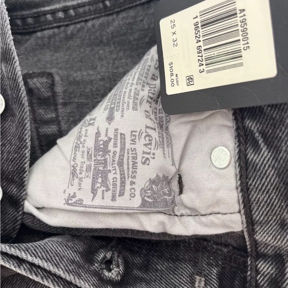 LEVIS BRAND NEW 501 women’s mid rise straight leg (WITH TAGS!!!) - Picture 7 of 7